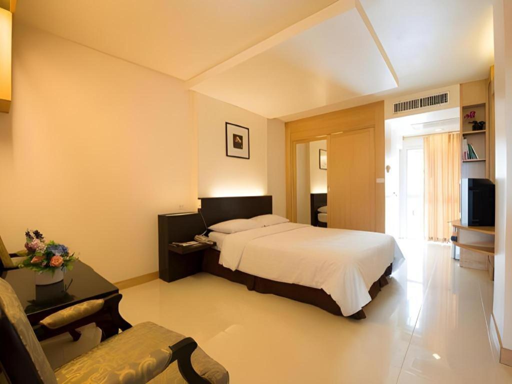 Hotel Synsiri Ladprao 130 Bangkok Esterno foto