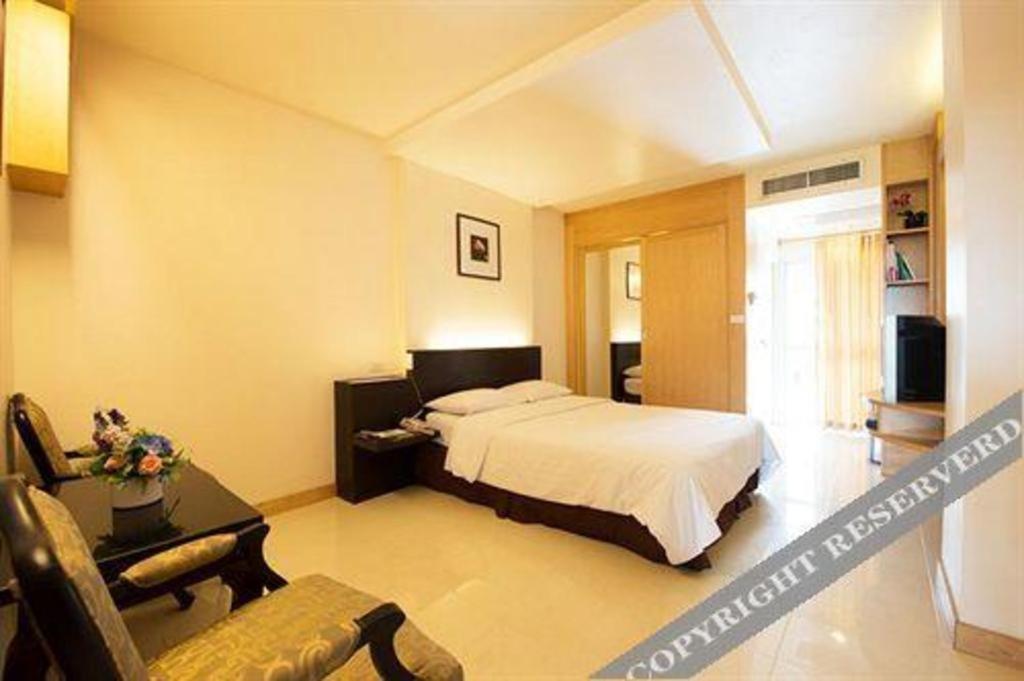Hotel Synsiri Ladprao 130 Bangkok Esterno foto
