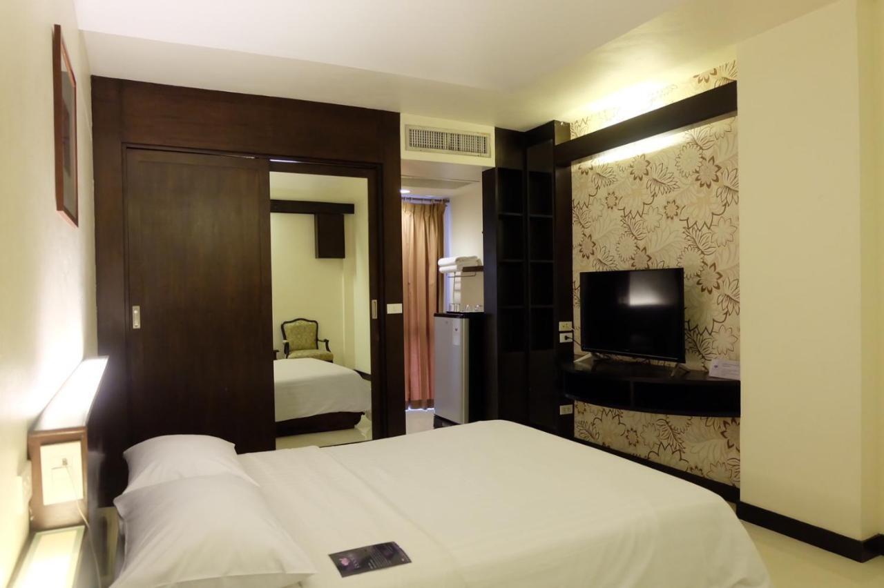 Hotel Synsiri Ladprao 130 Bangkok Esterno foto